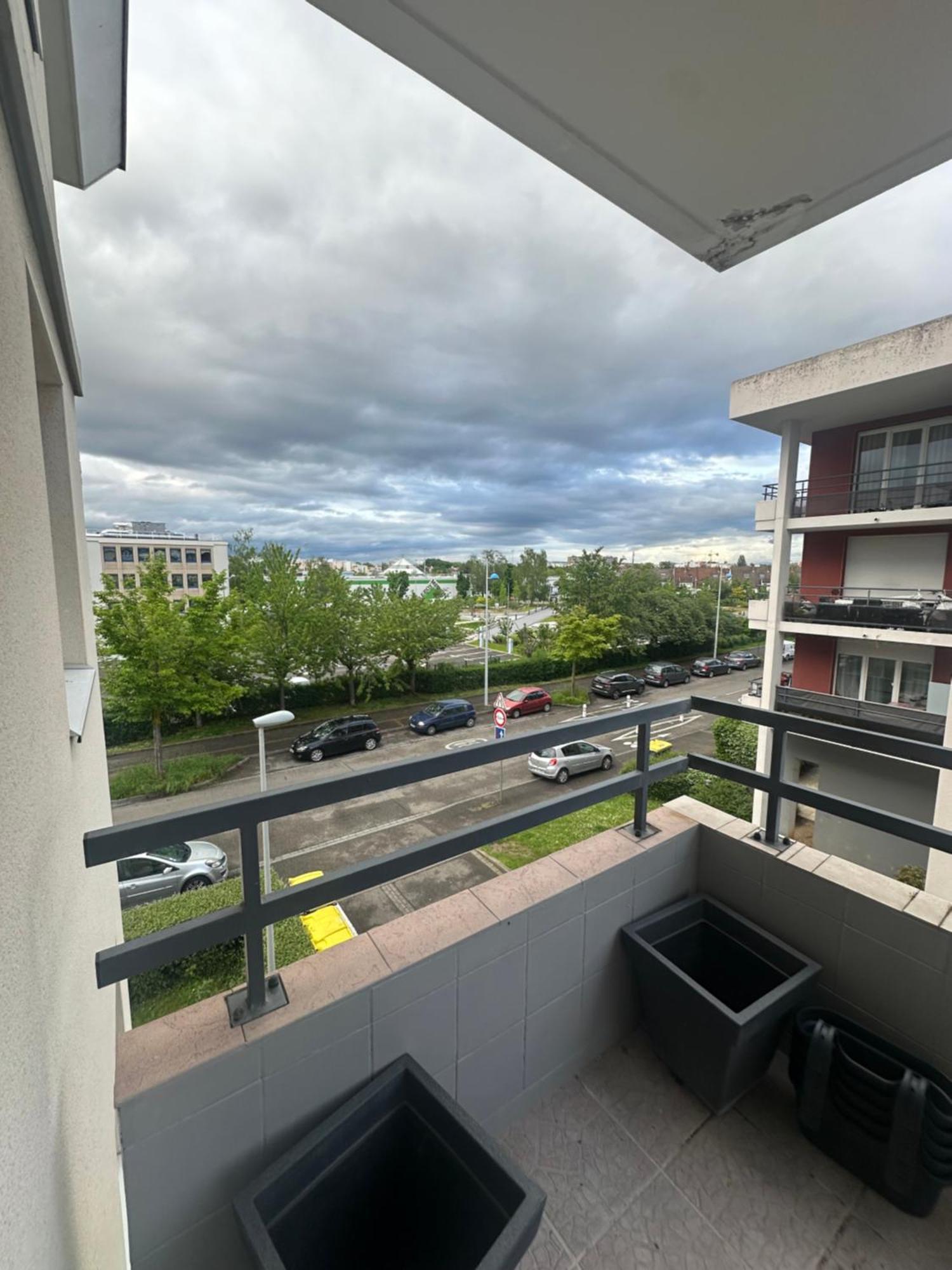 Tres Beau Trois Pieces Avec Vue Degagee Appartement Straatsburg Buitenkant foto